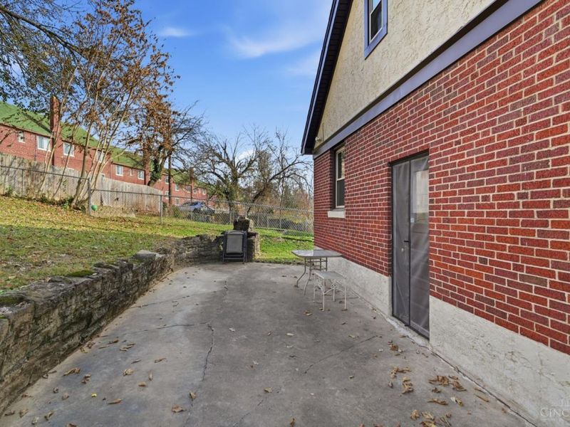 3702 Brotherton Road, Cincinnati, OH 45209 Photo 46