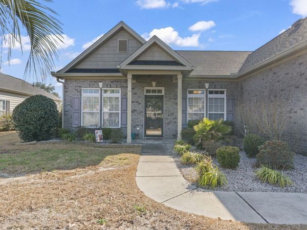 605 Tattlesbury Dr., Conway, SC 29526
