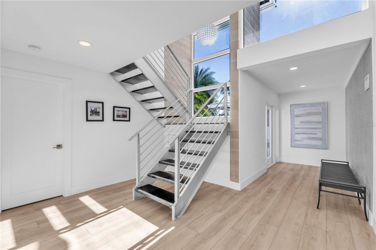 701 Tyler Drive, Sarasota, FL 34236 Photo