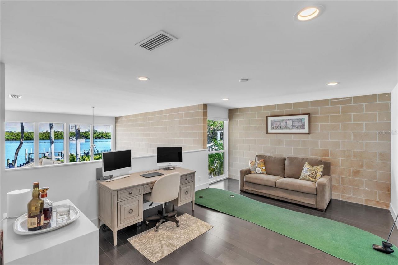 701 Tyler Drive, Sarasota, FL 34236 Photo