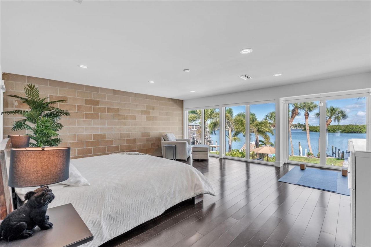 701 Tyler Drive, Sarasota, FL 34236 Photo