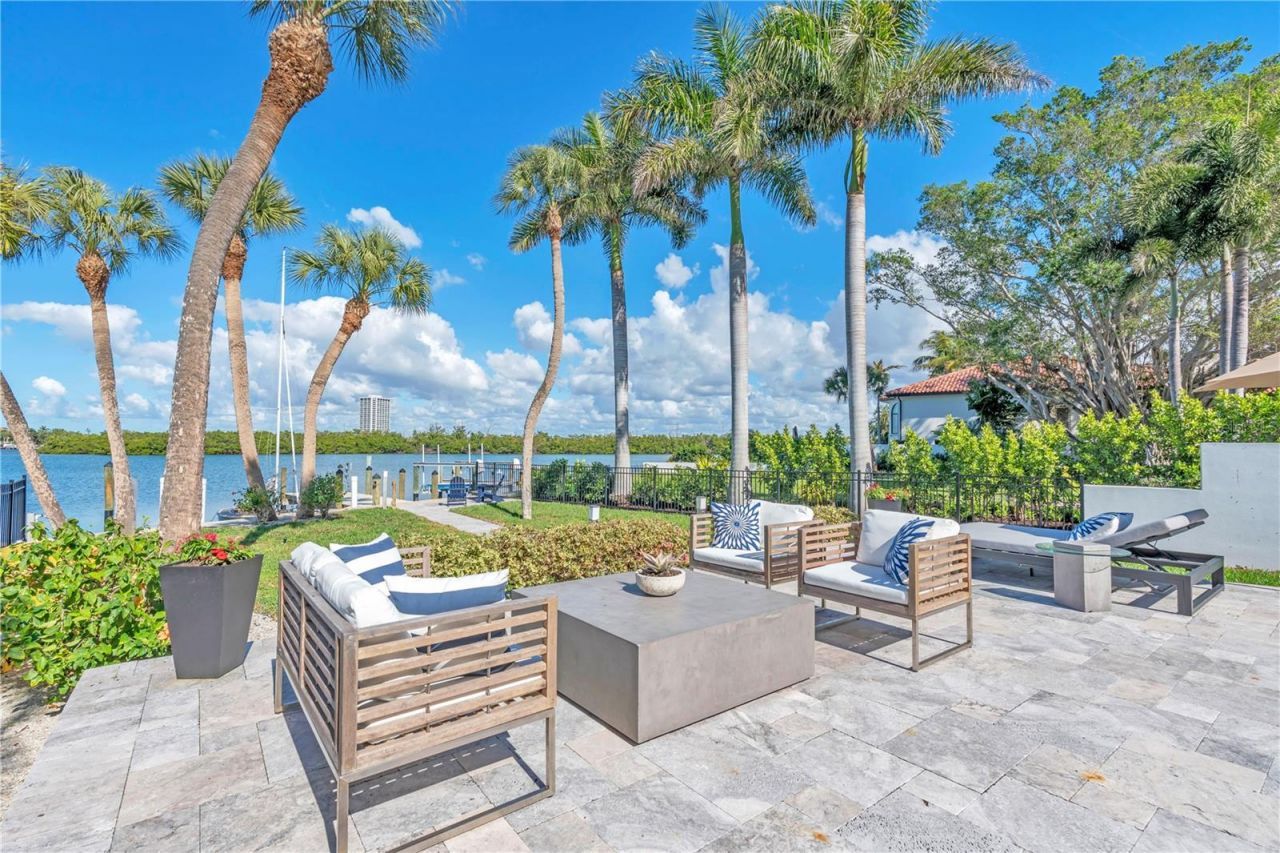 701 Tyler Drive, Sarasota, FL 34236 Photo