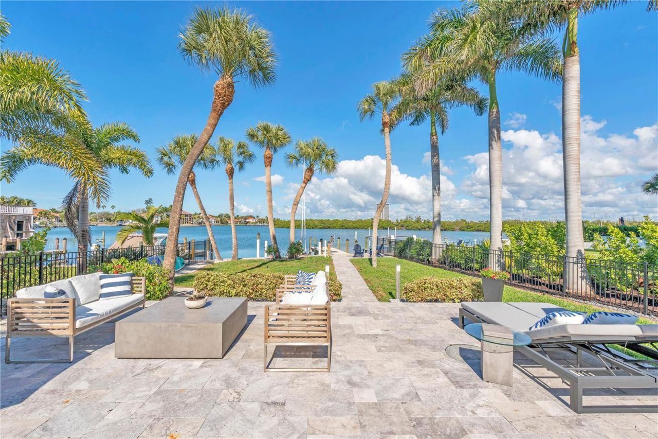 701 Tyler Drive, Sarasota, FL 34236 Photo