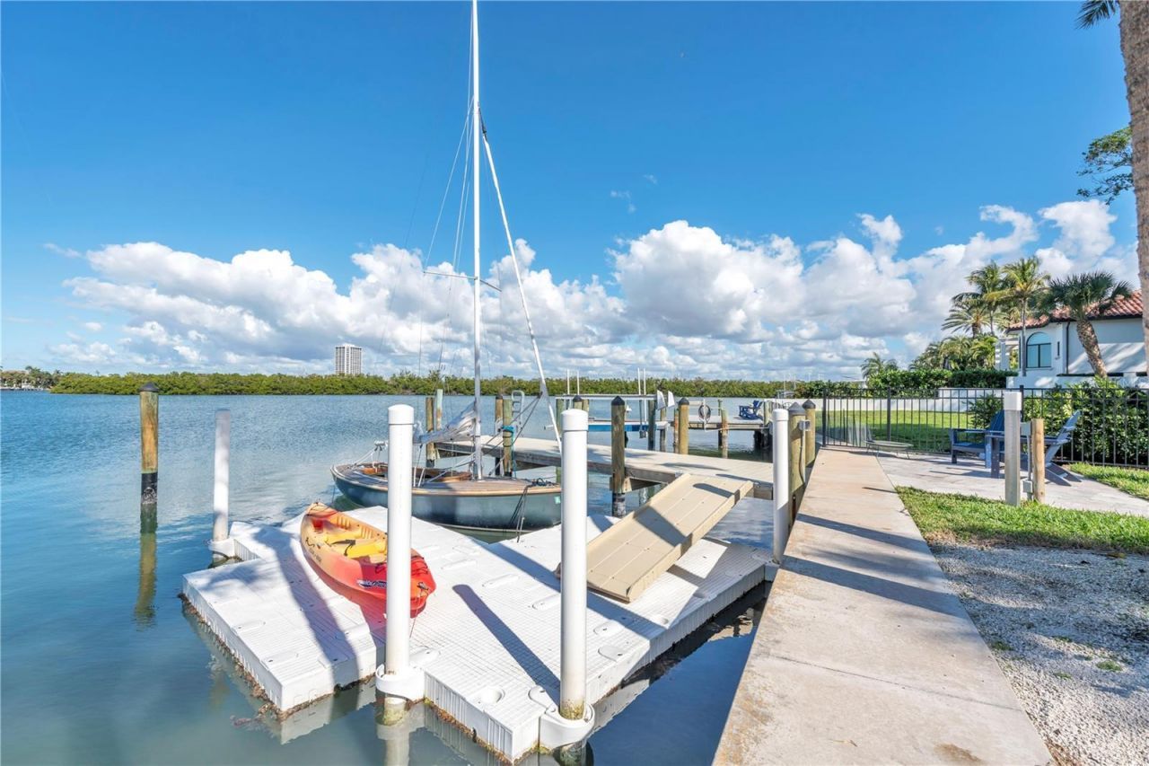 701 Tyler Drive, Sarasota, FL 34236 Photo