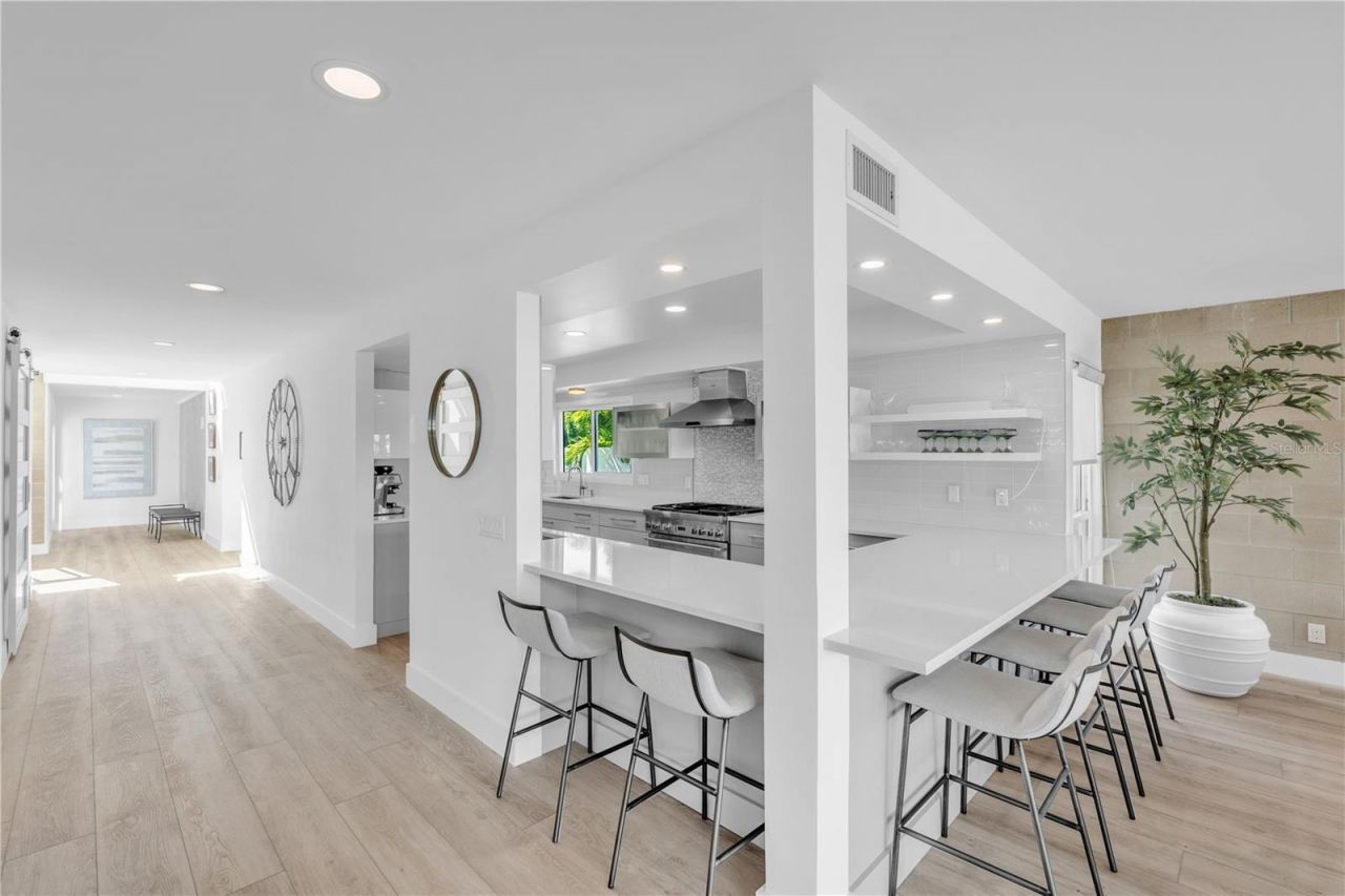 701 Tyler Drive, Sarasota, FL 34236 Photo