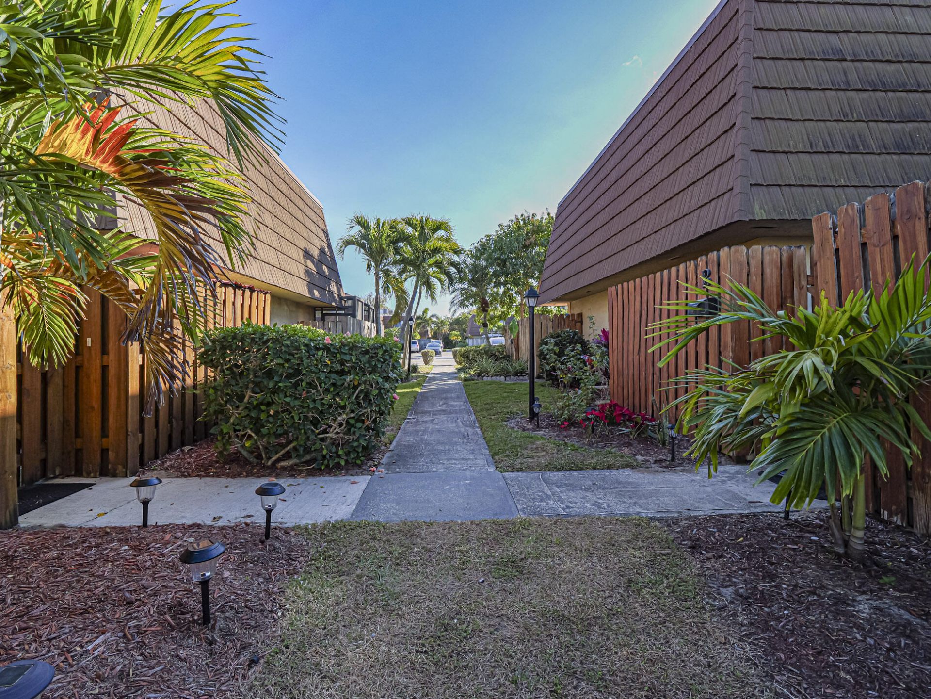1166 6th Avenue, Unit 14c, Vero Beach, FL 32960 Photo