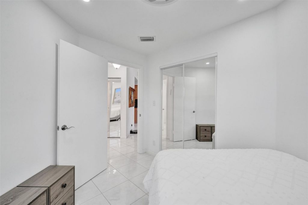 5514 SW 28th Ter, Dania Beach, FL 33312 Photo