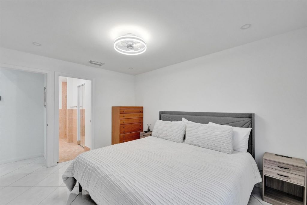 5514 SW 28th Ter, Dania Beach, FL 33312 Photo