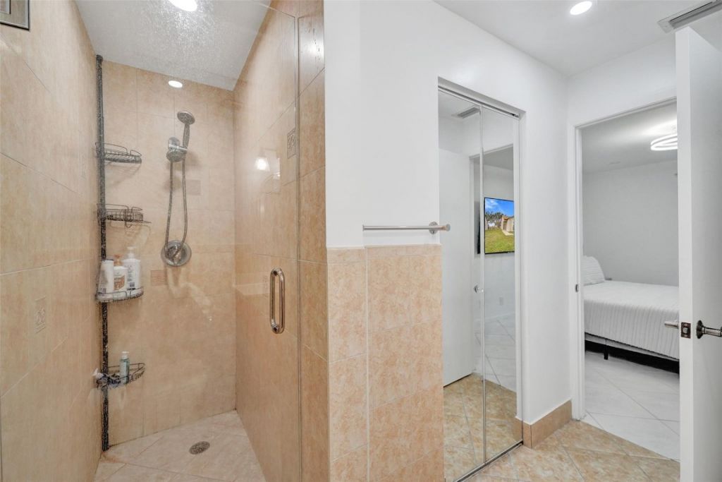 5514 SW 28th Ter, Dania Beach, FL 33312 Photo