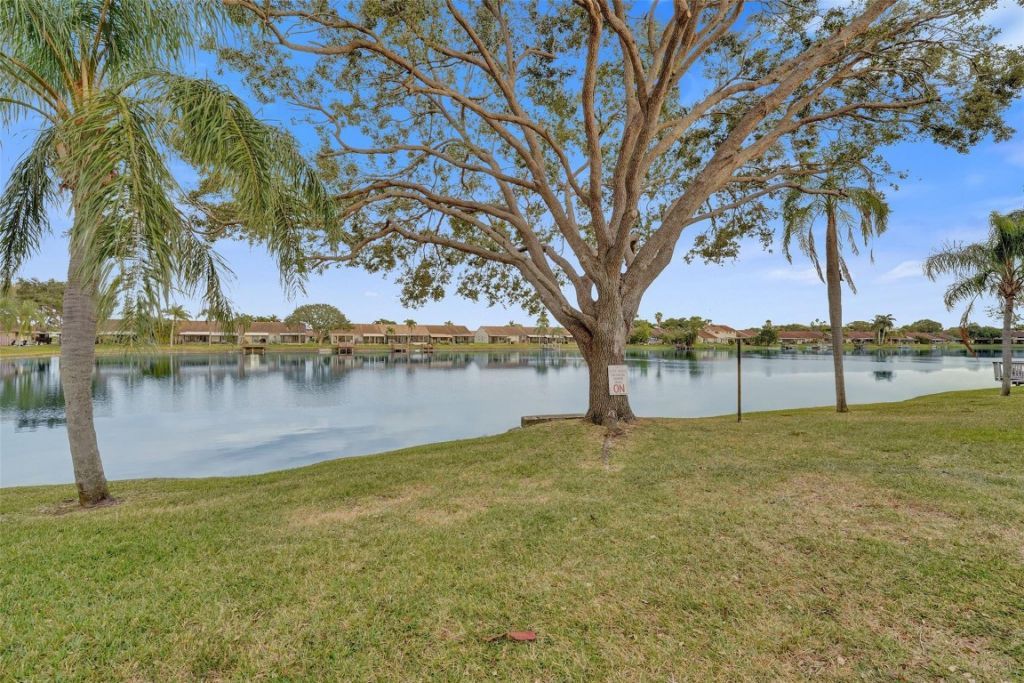 5514 SW 28th Ter, Dania Beach, FL 33312 Photo