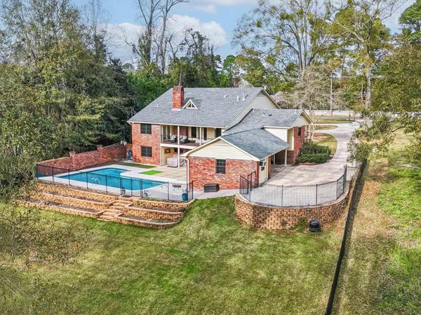 6414 Highland Rd, Baton Rouge, LA 70808