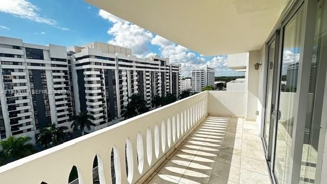 625 Biltmore Way, Unit 1005, Coral Gables, FL 33134 Photo