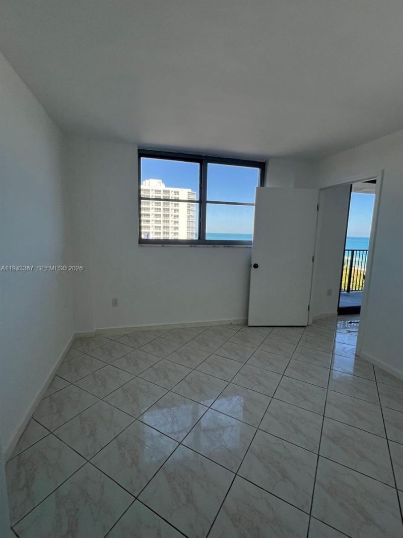 9273 Collins Ave, Unit 607, Surfside, FL 33154 Photo
