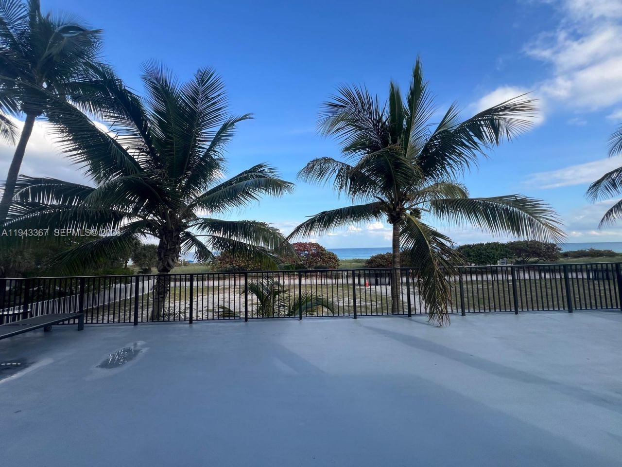 9273 Collins Ave, Unit 607, Surfside, FL 33154 Photo