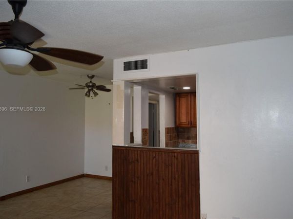 2901 NW 47th Ter, Unit 248B, Lauderdale Lakes, FL 33313