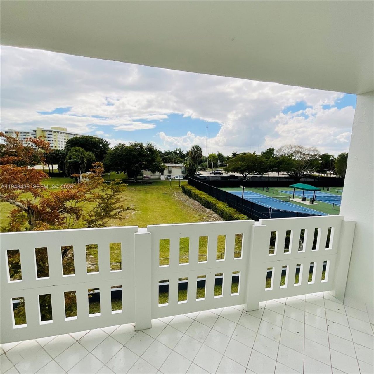 919 Hillcrest Dr, Unit 304, Hollywood, FL 33021 Photo