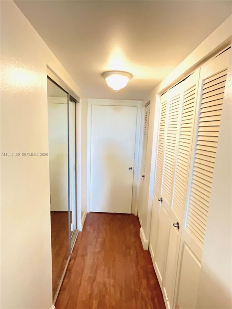 919 Hillcrest Dr, Unit 304, Hollywood, FL 33021 Photo