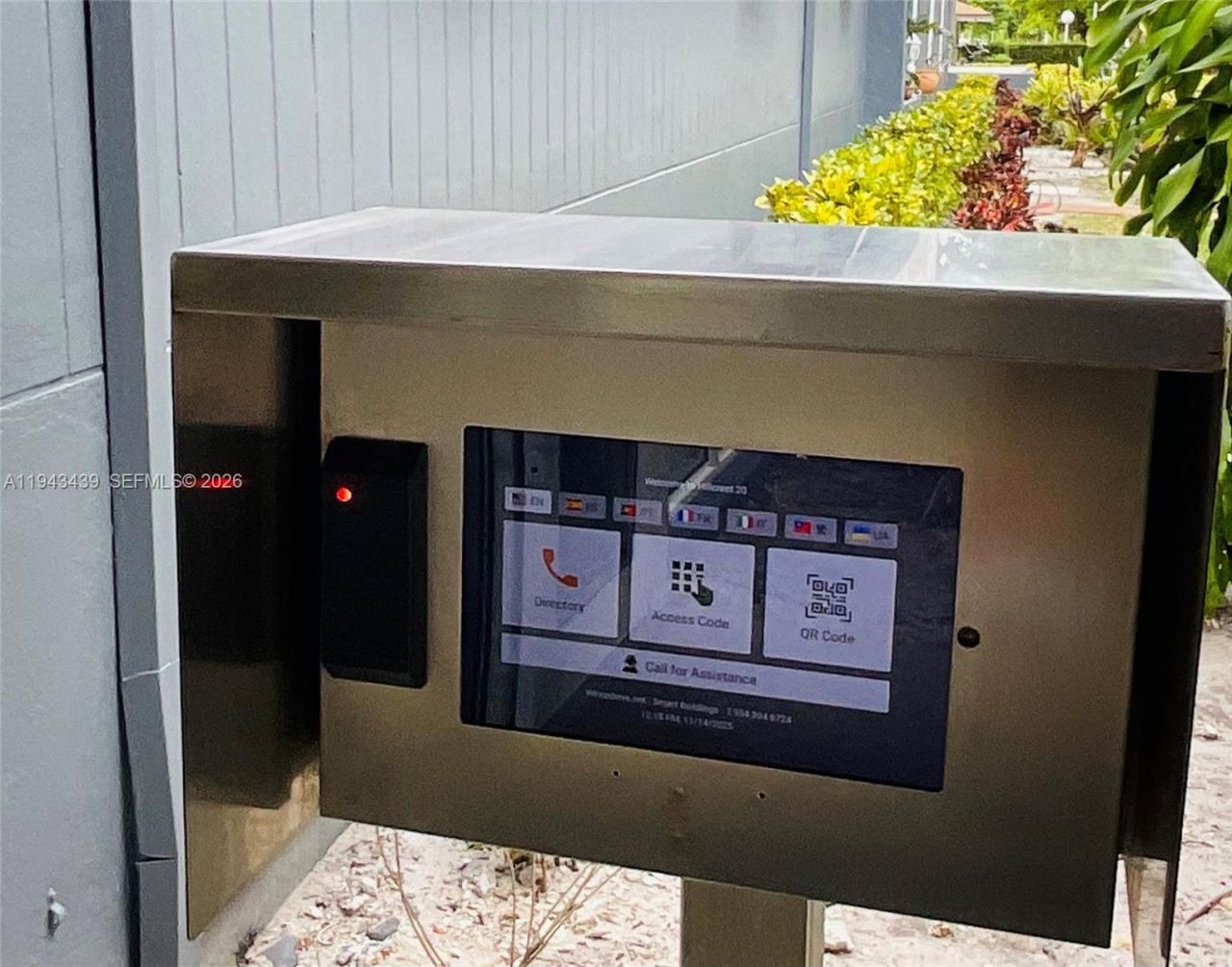 919 Hillcrest Dr, Unit 304, Hollywood, FL 33021 Photo