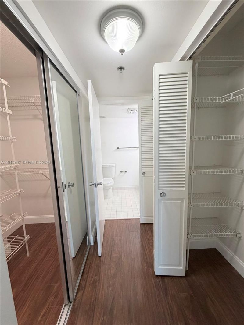 919 Hillcrest Dr , Unit 304, Hollywood, FL 33021 Photo