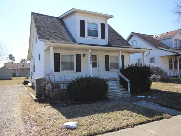 20510 Broadacres Street, Clinton Twp, MI 48035