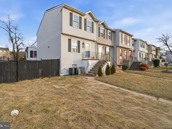 3902 HUNT HARBOR, MIDDLE RIVER, MD 21220