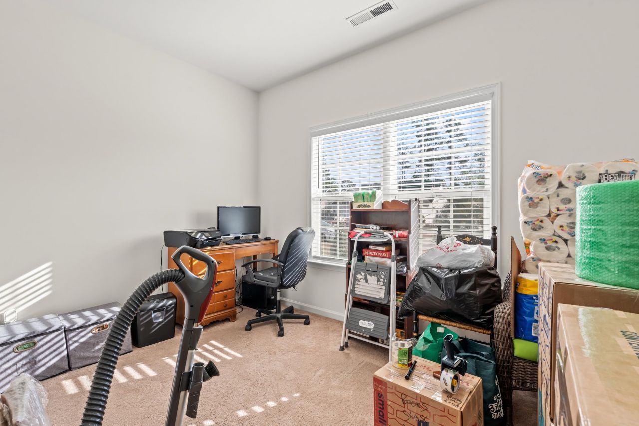 101 Palm Terrace Loop Photo 19