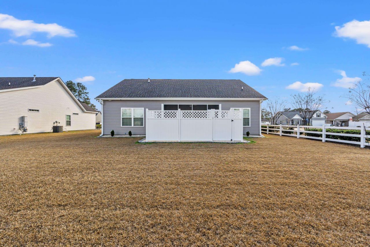 101 Palm Terrace Loop Photo 22