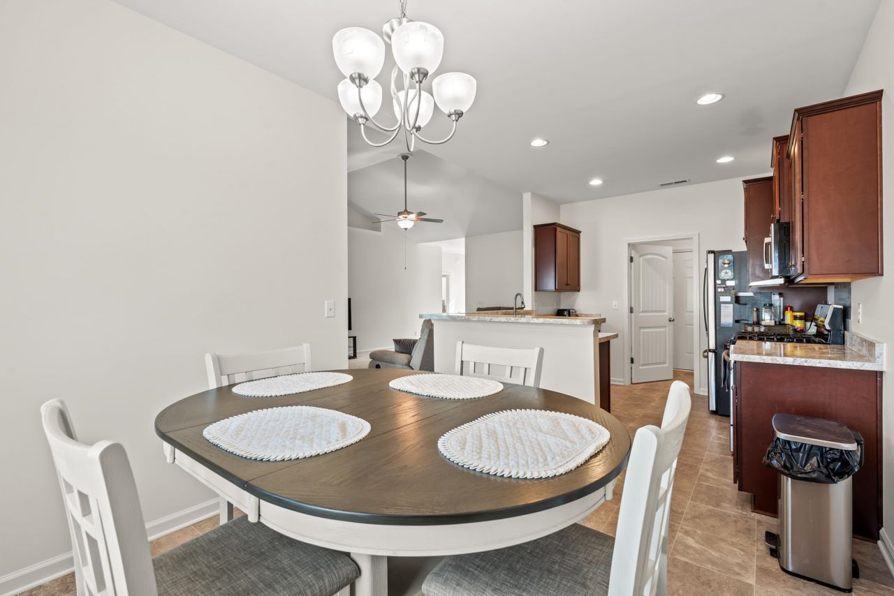 101 Palm Terrace Loop Photo 9