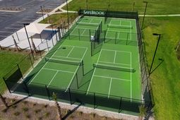 1742 Tryon Dr photo 4