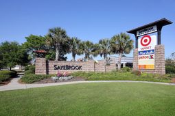 1742 Tryon Dr photo 4