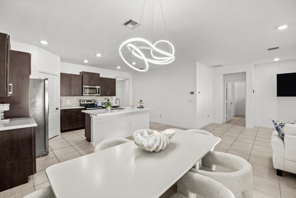 1723 NE White Pine Terrace, Jensen Beach, FL 34957 Photo