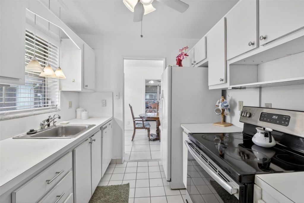 1032 NW 83 Avenue, Unit D58, Plantation, FL 33322 Photo