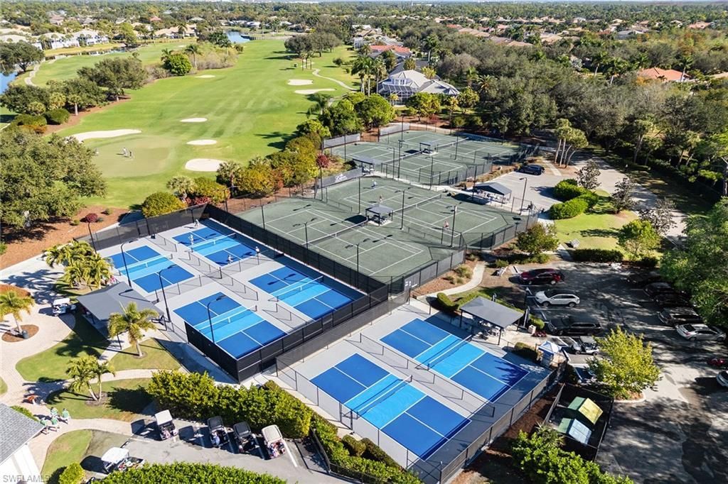 8471 Southbridge Dr, Unit 4, Estero, FL 33967 Photo