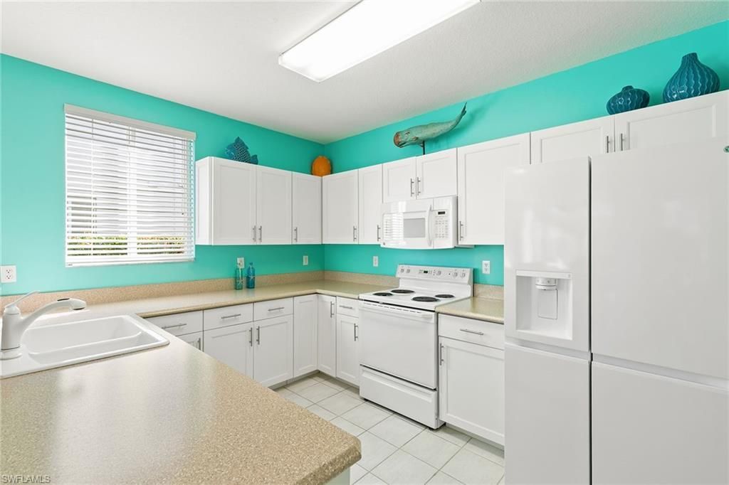 8471 Southbridge Dr, Unit 4, Estero, FL 33967 Photo