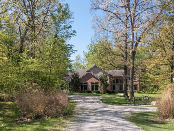 8801 W Bancroft Street, Toledo, OH 43617