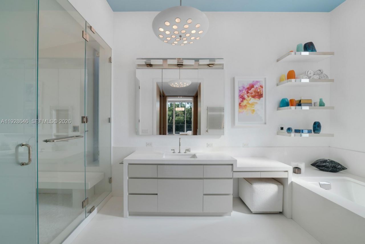 111 Reef Ln , Key Biscayne, FL 33149 Photo