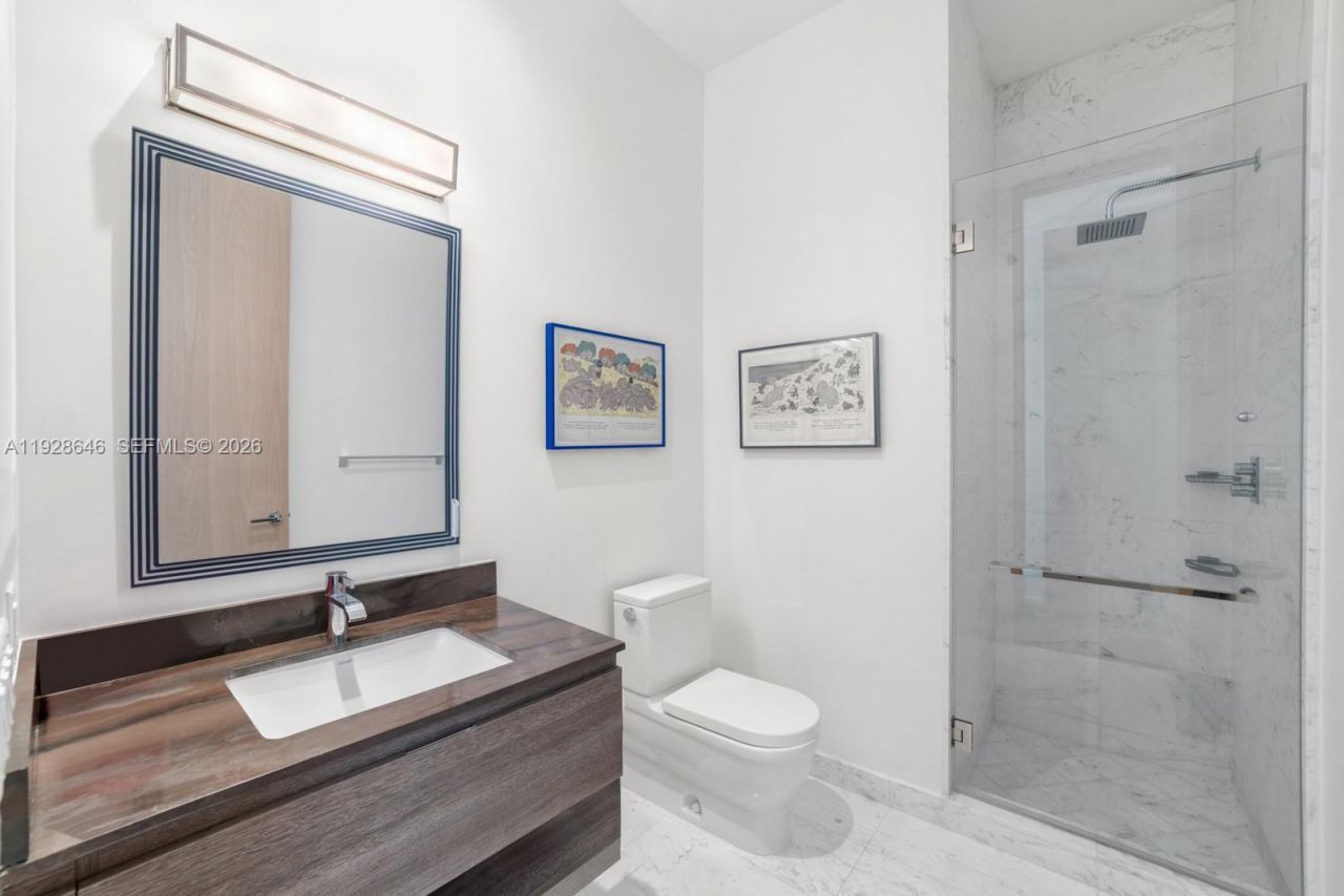 111 Reef Ln , Key Biscayne, FL 33149 Photo