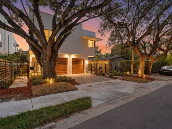 3073 Hibiscus St., Miami, FL 33133