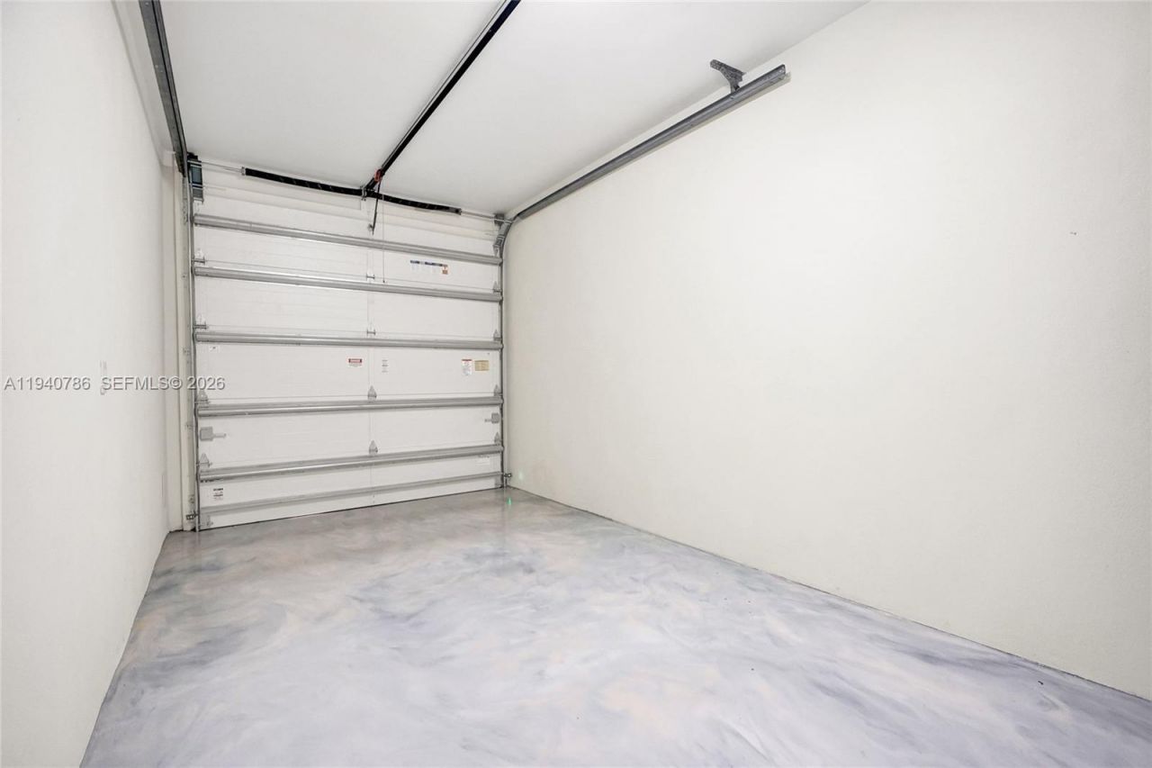 3073 Hibiscus St., Miami, FL 33133 Photo