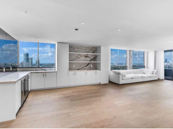 1330 West Ave, Unit 2708, Miami Beach, FL 33139