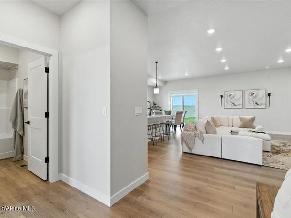 7037 N Coeur Terre Blvd, Coeur d'Alene, ID 83815