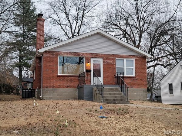 222 S Barat Avenue, Ferguson, MO 63135