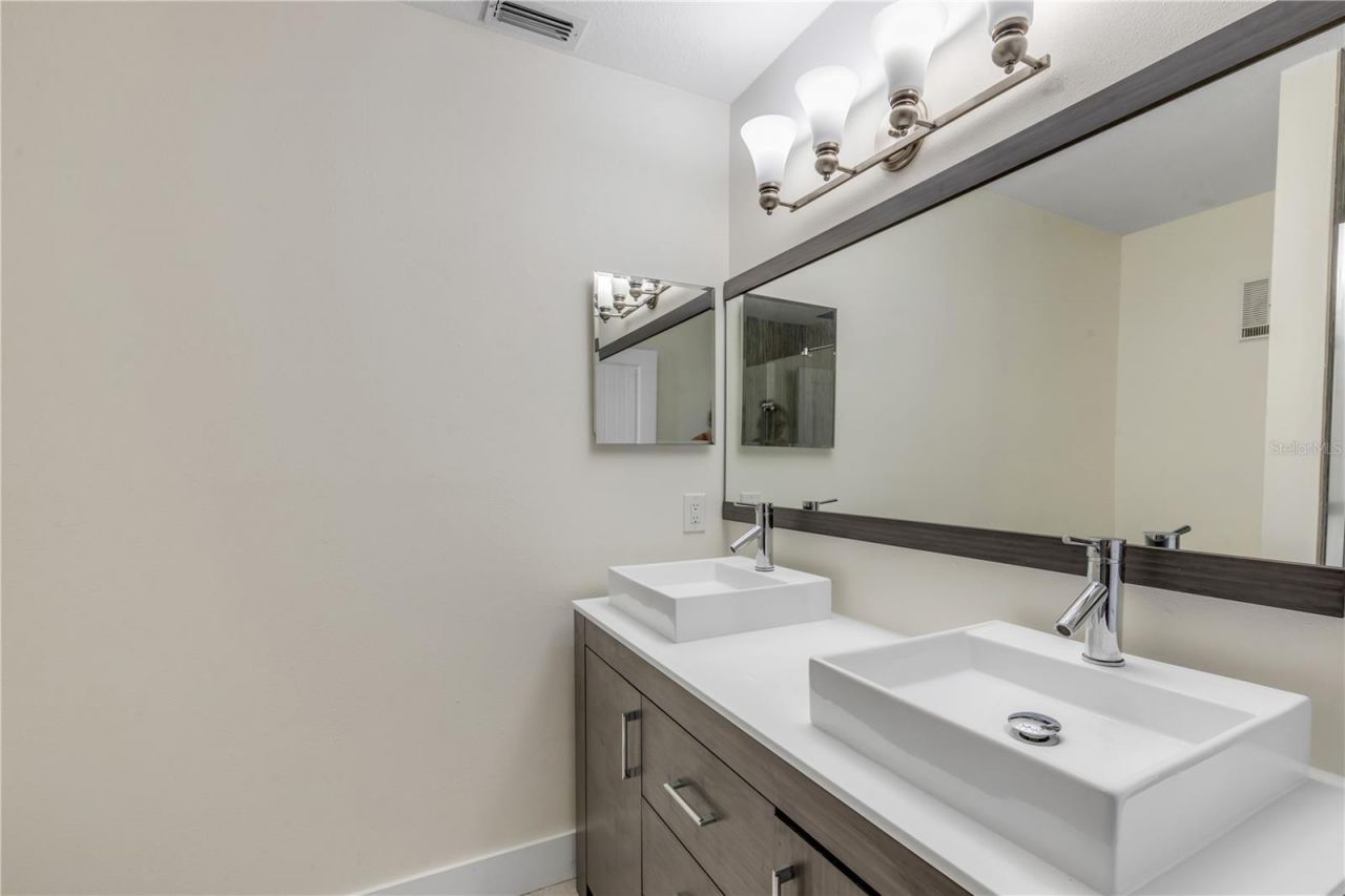 4752 S Atlantic Avenue, Unit 1, Ponce Inlet, FL 32127 Photo