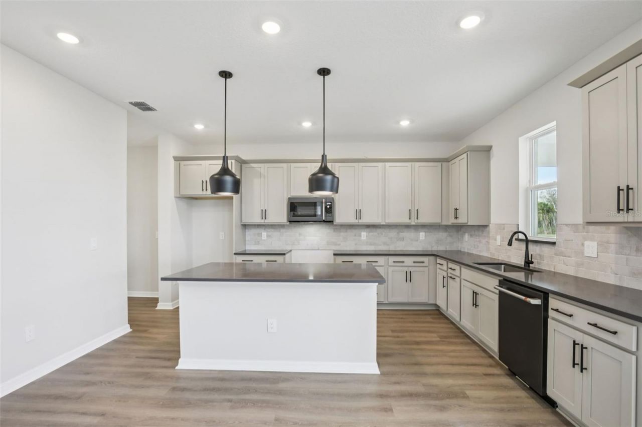 10164 Hidden Hammock Loop, Parrish, FL 34219 Photo