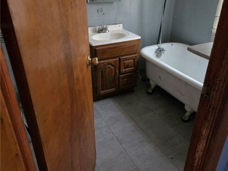 3196 W 46th Street, Cleveland, OH 44102 Photo 18