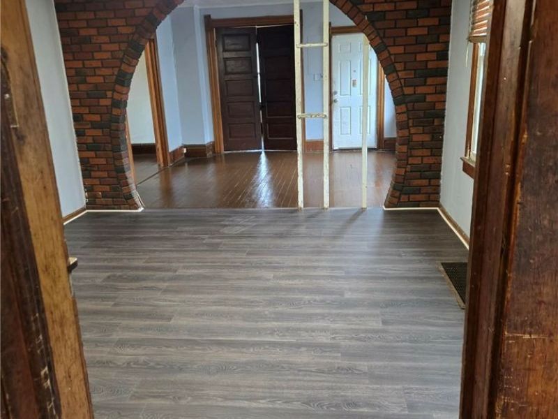 3196 W 46th Street, Cleveland, OH 44102 Photo 2