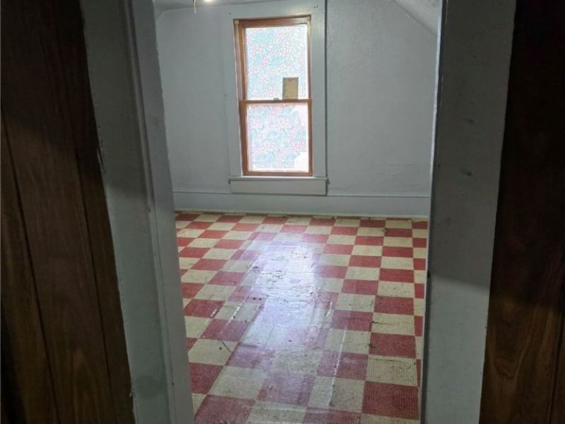 3196 W 46th Street, Cleveland, OH 44102 Photo 8