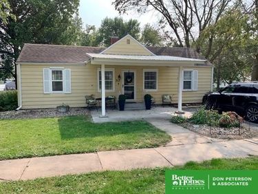 313 W Elm, Cedar Bluffs, NE 68015