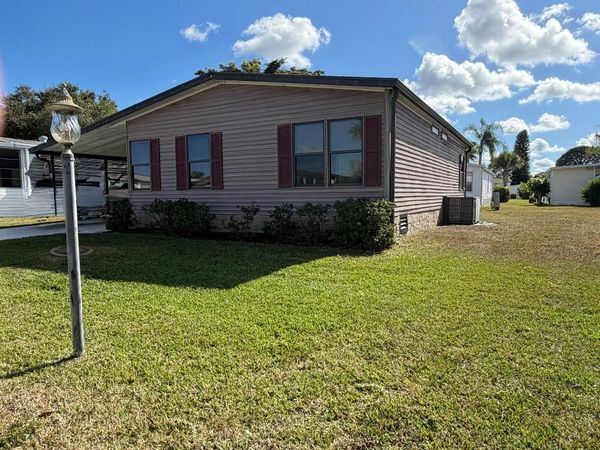 13975 Clavell Avenue, Fort Pierce, FL 34951