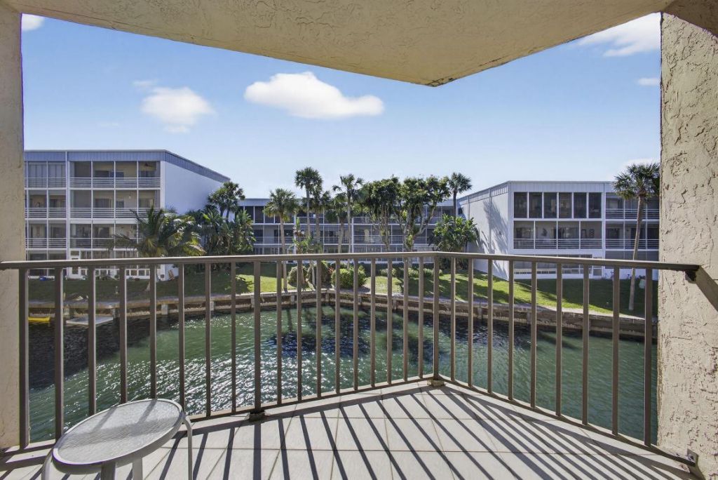 896 N Federal Highway, Unit 225, Lantana, FL 33462 Photo